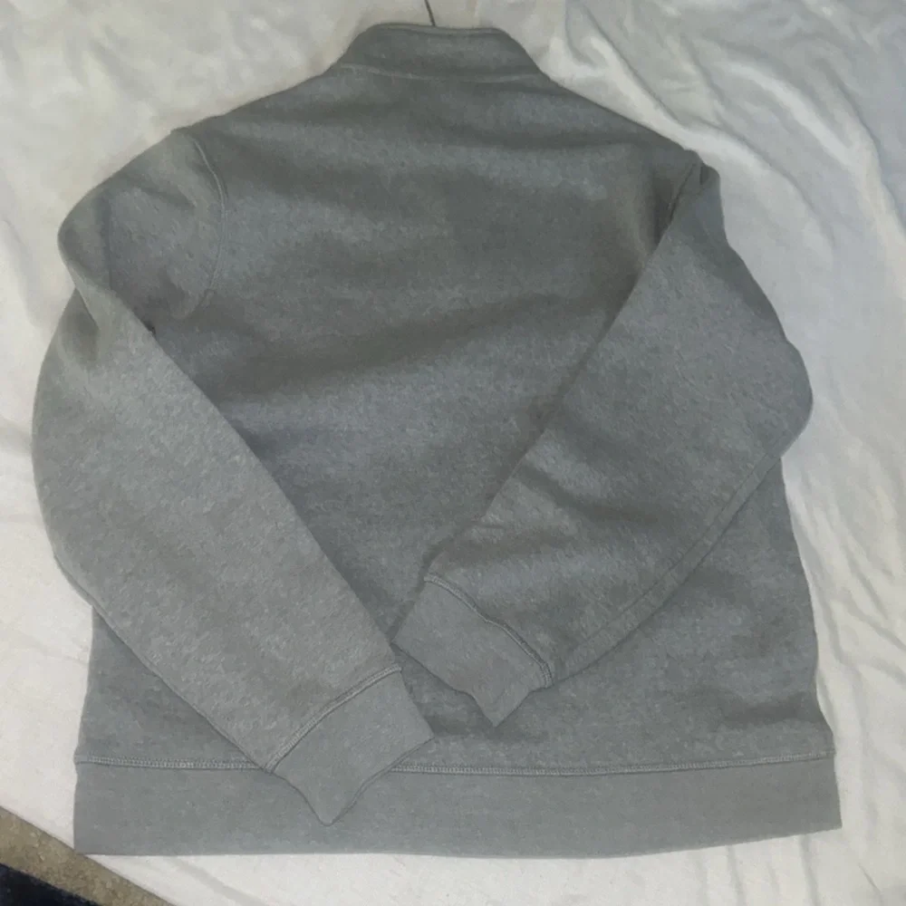 Gently used men’s sweater John ashford size M - Picture 3 of 3